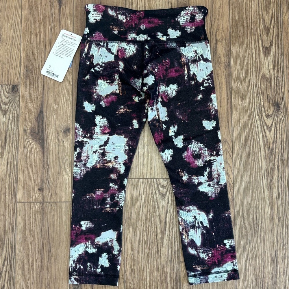 NWT Lululemon Wunder Under Crop III Kara Blossom Leggings Size 6 - Picture 4 of 6